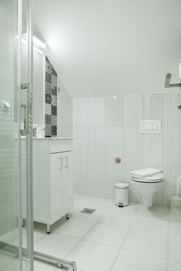 Fine Suites Ni Exterior foto